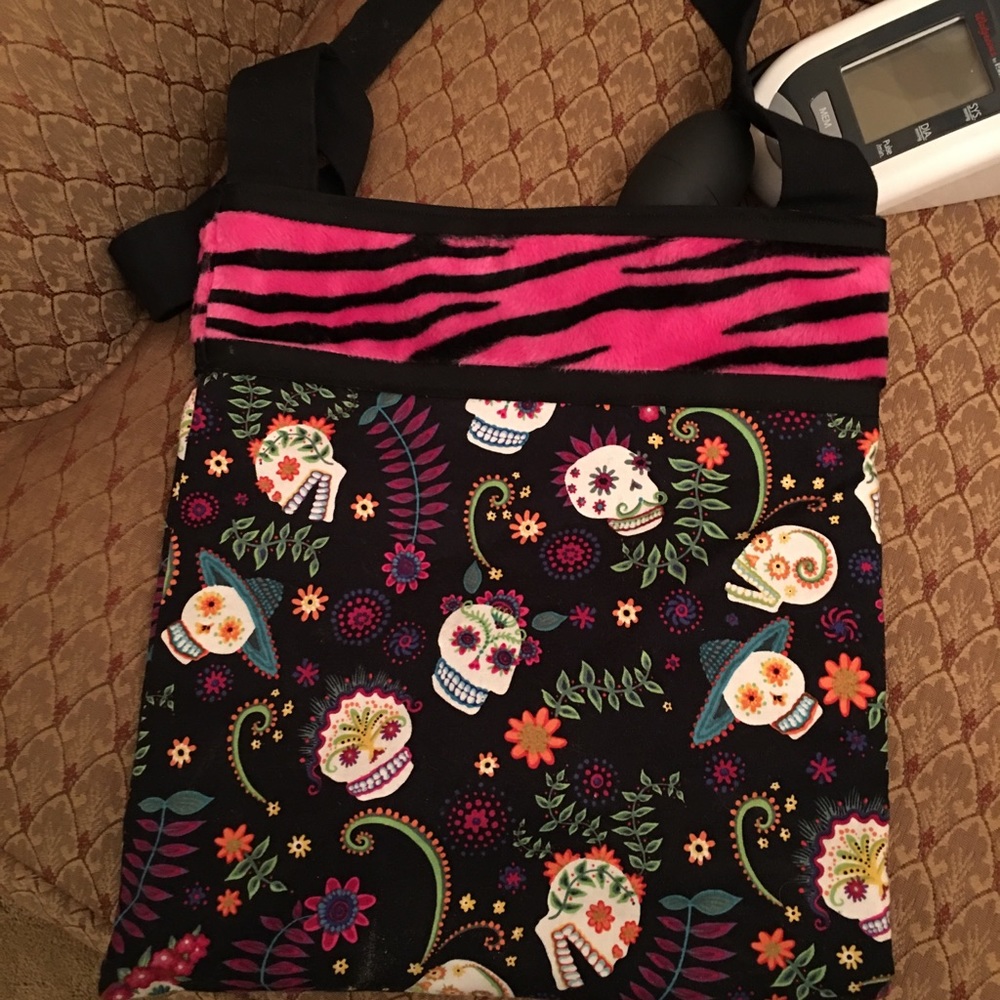 Skeleton print tote bag